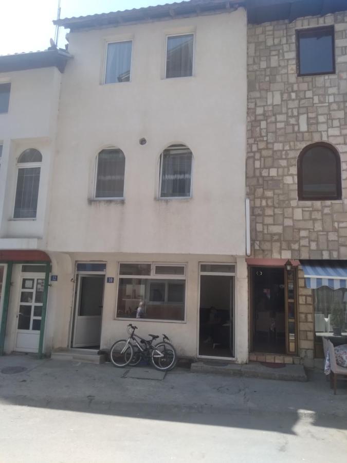 Guest House Erdan Плав Екстериор снимка